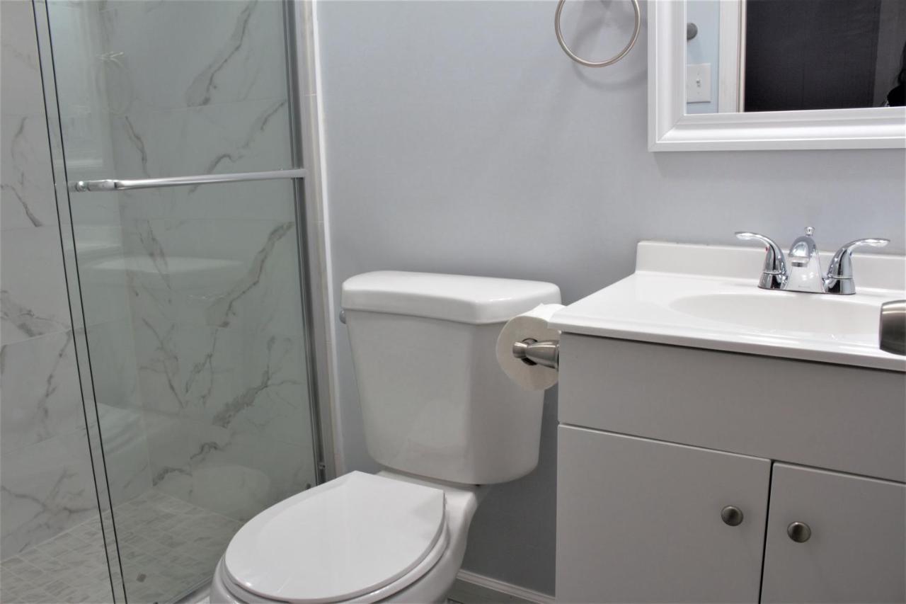 Clover 2900 - Apartment And Rooms With Private Bathroom Near Washington Ave South Philly Philadelphia Exterior photo