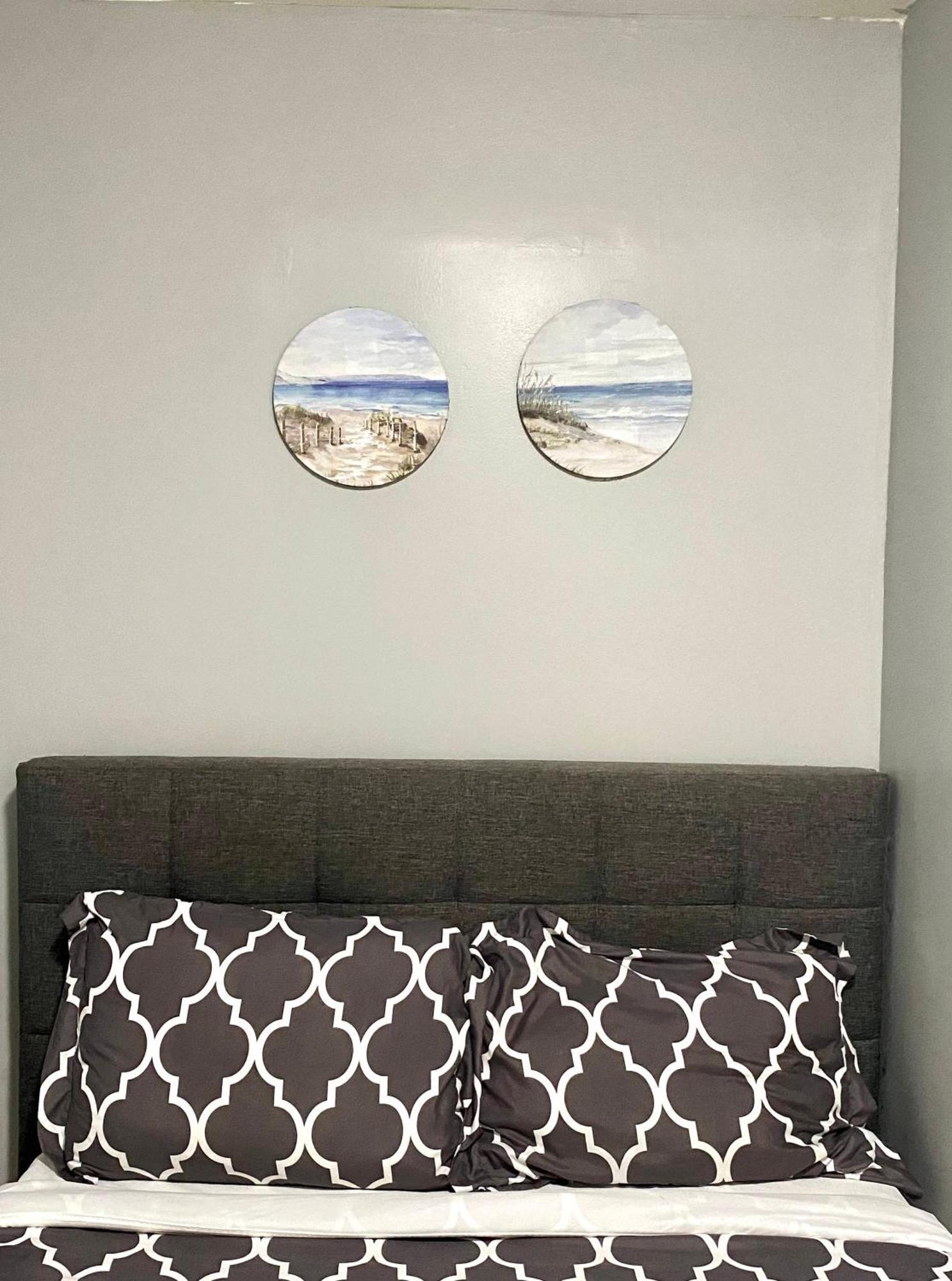 Clover 2900 - Apartment And Rooms With Private Bathroom Near Washington Ave South Philly Philadelphia Room photo